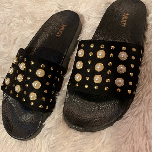 *SOLD* - Picture 3 of 5